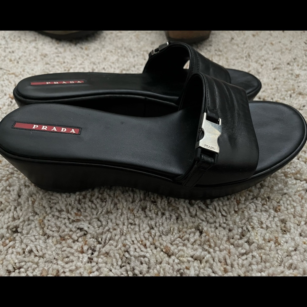 Vintage Prada heeled sandals - Picture 4 of 5